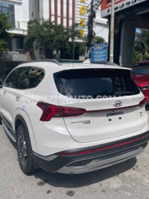 Xe Hyundai SantaFe Cao cấp 2.5L HTRAC 2022