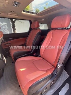 Xe Kia Carnival Signature 2.2D 2023