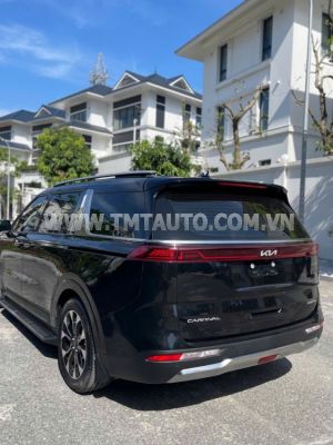 Xe Kia Carnival Signature 2.2D 2023