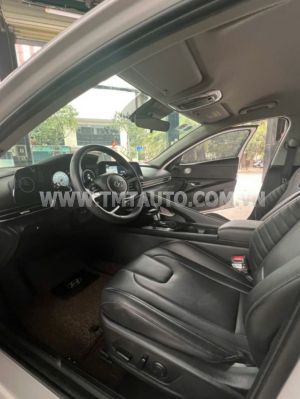 Xe Hyundai Elantra 2.0 AT Cao cấp 2022