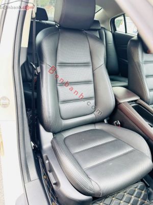 Xe Mazda 6 Luxury 2.0 AT 2019