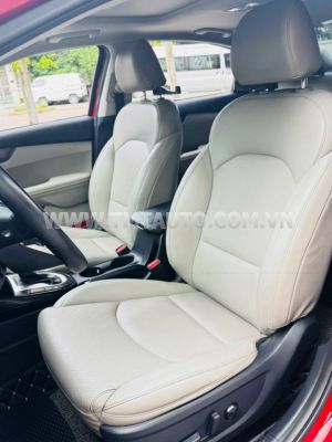 Xe Kia Cerato 1.6 AT Luxury 2019