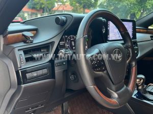 Xe Lexus ES 250 2022