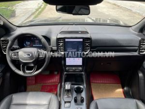 Xe Ford Everest Titanium Plus 2.0L 4x4 AT 2024