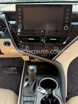 Xe Toyota Camry 2.0Q 2022