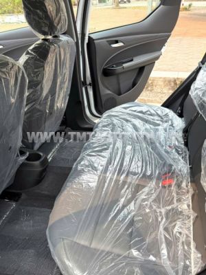 Xe VinFast VF5 Plus 2026