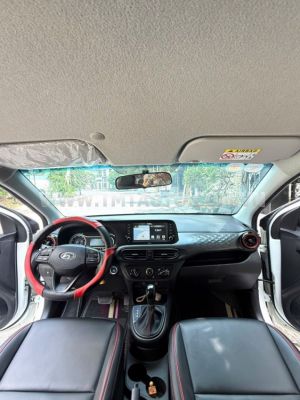 Xe Hyundai i10 1.2 AT 2022