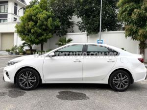 Xe Kia K3 Premium 2.0 AT 2024