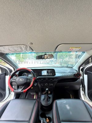 Xe Hyundai i10 1.2 AT 2022