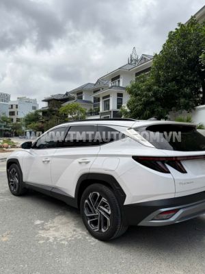 Xe Hyundai Tucson 1.6 AT Turbo HTRAC Đặc biệt 2025