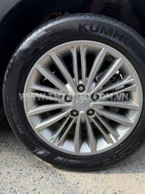 Xe Hyundai Kona Tiêu Chuẩn 2.0 AT 2021