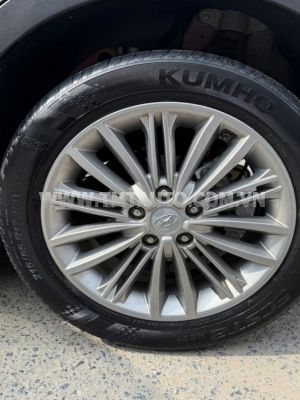 Xe Hyundai Kona Tiêu Chuẩn 2.0 AT 2021