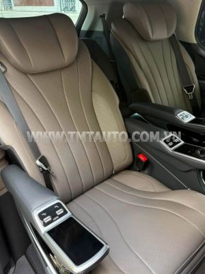 Xe Kia Carnival Premium 1.6 Turbo HEV 7S 2026
